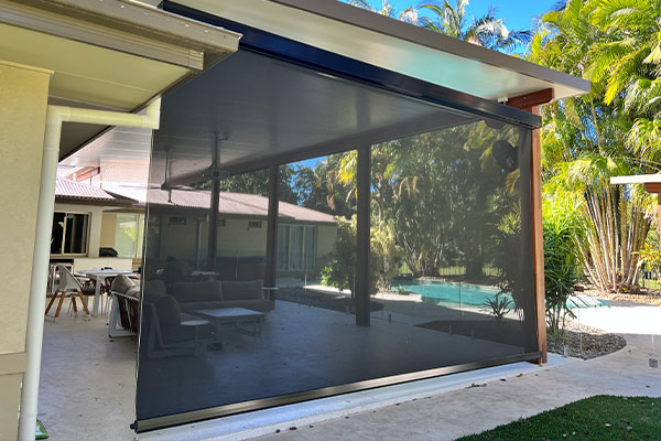 Wire Guide Outdoor Blind Robina